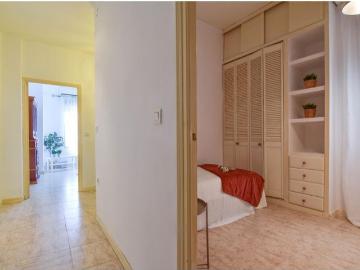 BONITO PISO A LA VENTA EN PATRAIX