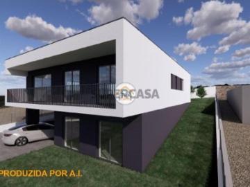 Boa oportunidade! Para construção moradia T3 a partir de...