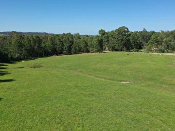 Brand New Farmlet, Ready For Your New Home!
