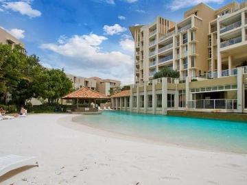 Close To Bond University