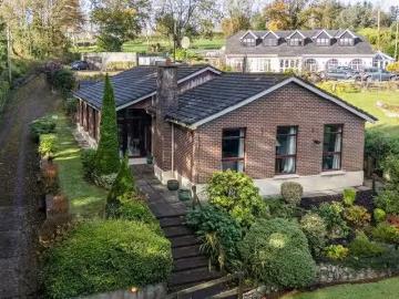 Bungalow On c. 0.42 Acre 0.17 HA, Tinode, Blessington,...