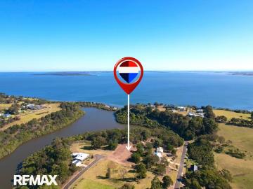 Build Your Dream Home on 4,155m² with Potential Water...