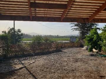 Buin se arrienda casa $450.000 frutales