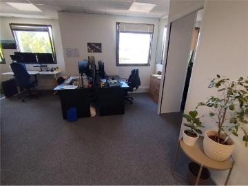 Bureaux à louer Rousset ZI proche A8 et Aix en Provence