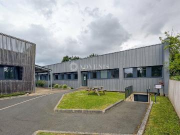 Bureaux à vendre Saint Brieuc Proche RN12 et gare TGV
