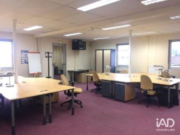Bureau de prestige de 134 m2 en location Houilles, Île...