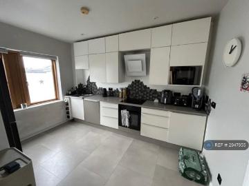 Bywater Court, Castleford, WF10 1 bed in a house share...