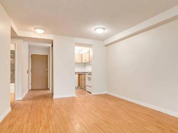 Cambridge Court 2 Bedroom Apartment for Rent at 4408A 32...