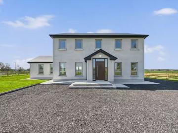 Carrowmore, Woodlawn, Ballinasloe, Co. Galway is for sale