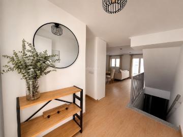 Casa adosada en venta en Coria del Río. Vivienda obra...