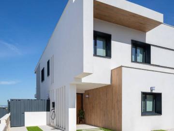 Casa adosada en Venta en El Bosque