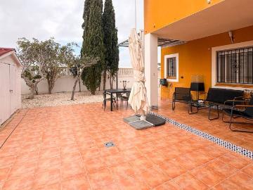 Casa adosada en Venta en Los Arenales del Sol