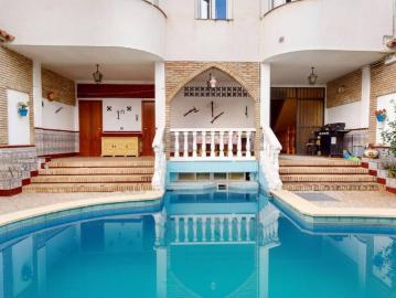 Casa chalet en Venta en Viñuela Rescatado