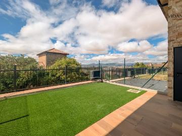 Casa chalet en Venta en Berriozar