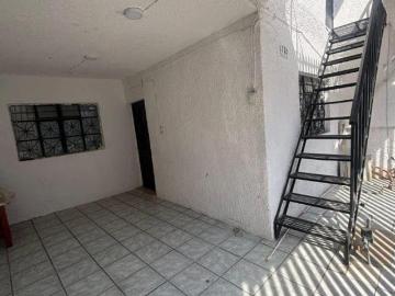 CASA DUPLEX EN VENTA EN SANTA CECILIA