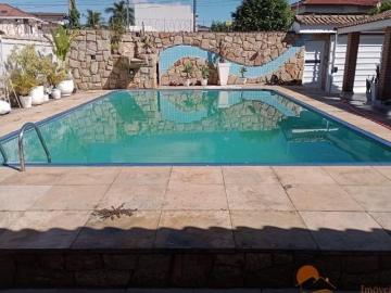 Casa de alto padrão a apenas meia quadra da praia –...