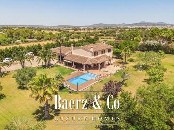 Casa de campo de alto standing de 343 m2 en venta...