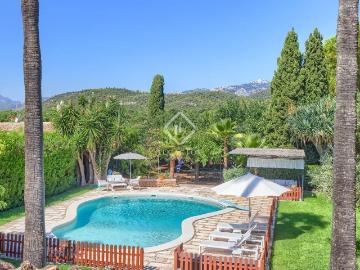 Casa de campo de alto standing de 493 m2 en venta Santa...