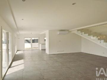 Casa de prestígio de 140 m² à venda Fernao Ferro, Portugal