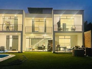 Casa de reposo en alquiler en cieneguilla amplia