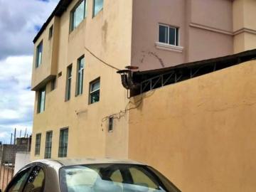 Casa de Venta en Ibarra, Calle Hernan González de Saa