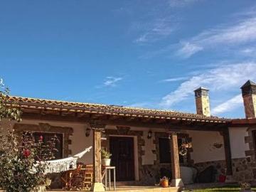 Casa del Acebo