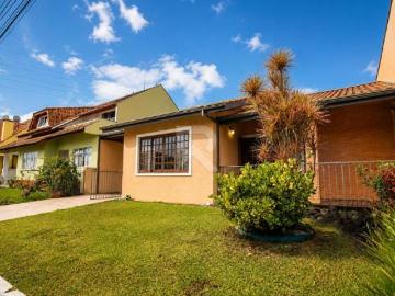 Casa em Condomínio com Jardim, 3 quartos 5 Vagas à...