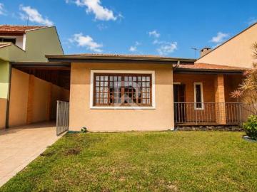 Casa em Condomínio com Jardim, 3 quartos 5 Vagas à...