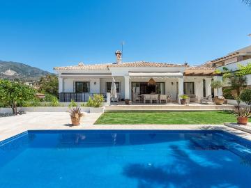 Casa en venta Marbella, España