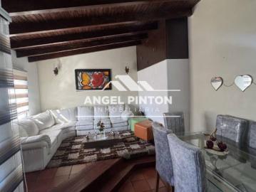 Casa en Venta en Maracaibo OESTE Zulia 365 m2. 5 hab