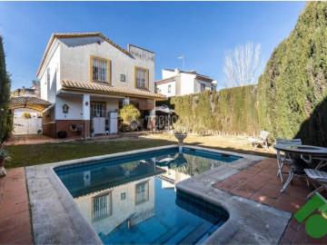 Casa en Venta en Albolote