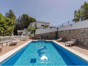 Casa en Venta en Almuñécar