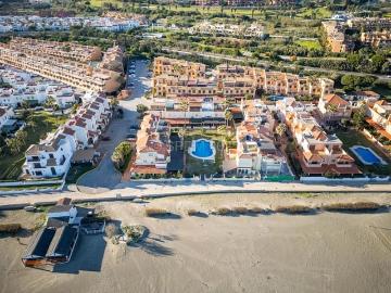 Casa en venta en Bahia de Casares, Málaga Costa del Sol