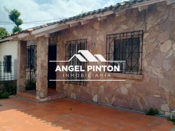 Casa en Venta en Barquisimeto Lara 388 m2. 3 hab