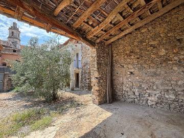 Casa en venta en Celrà, de 350 m² 1 habitación por 305.000