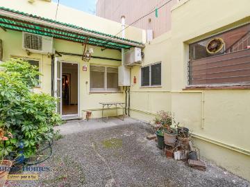 Casa en venta en Gavà, Passeig Maragall. Chalet adosado...