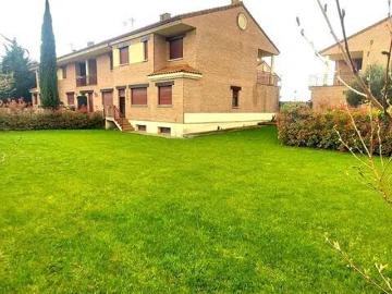 Casa en Venta en Huércanos