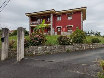 Casa en Venta en Llanes