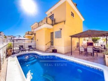 Casa en Venta en Los Montesinos