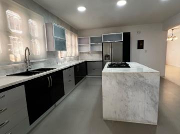 Casa en venta en Los Naranjos, terraza jardín y...