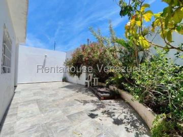 Casa en Venta en Punto Fijo Falcón 279 m2. 3 hab