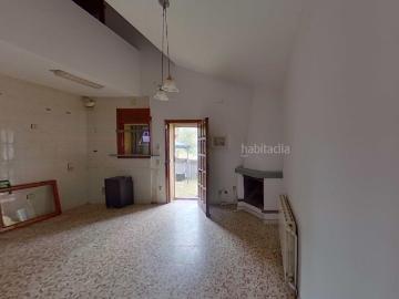 Casa en venta en Riells i Viabrea. Casa con jardín en...