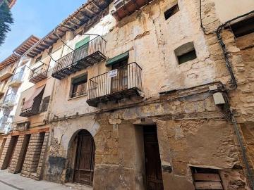 Casa en venta en Valderrobres, Teruel