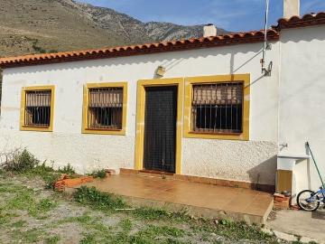 Casa en venta en Vélez de Benaudalla, Granada Costa Tropical