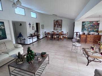 CASA EN VENTA URB. LA TAHONA CARACAS VENEZUELA