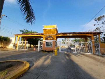 Casa en Venta Urb. Hacienda Yucatánzona Norte...