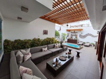 Casa en ZONA CERRADA