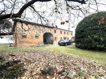 Casa indipendente in vendita a Sustinente MN