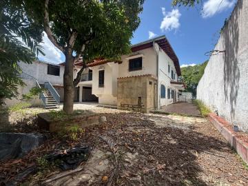 Casa para Remodelar•Santa Paula•Calle...