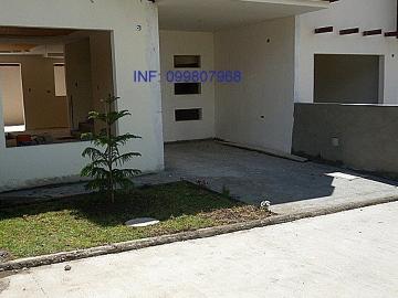Casa por Estrenar de Venta Sector Coleg Militar Ricaurte...